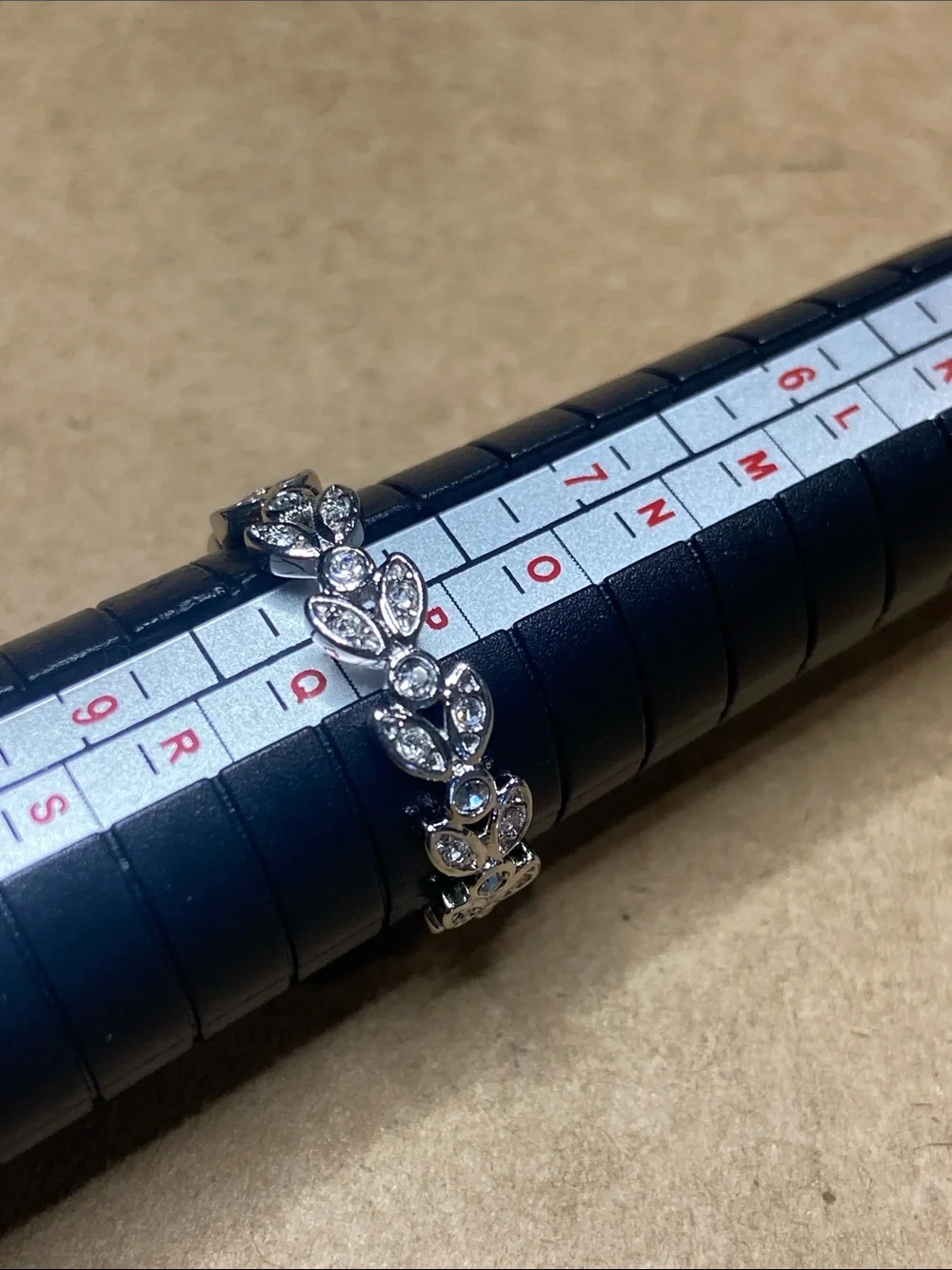 Sterling Silver Leaf Halo Band with Cubic Zirconias - Size 8